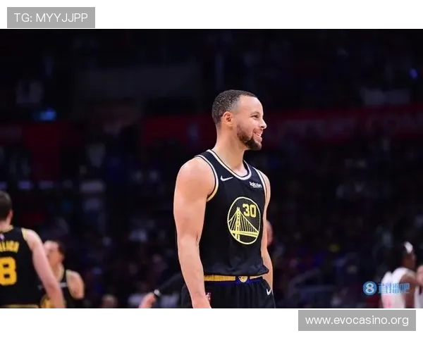 库里单场10+三分历史达27次 占总纪录四分之一以上