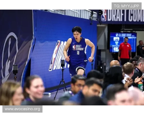 杨瀚森第五站试训步行者封闭进行 聚焦23与54号签选秀布局受关注