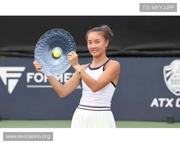 袁悦获评法网最令人印象深刻金花 输球有话说扬州姑娘获赞