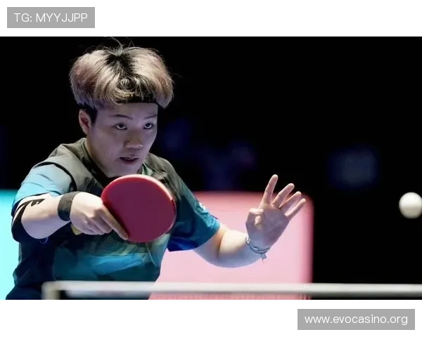 香港女乒一姐杜凯琹示爱国乒帅哥身份曝光大一岁多才多艺成就不凡